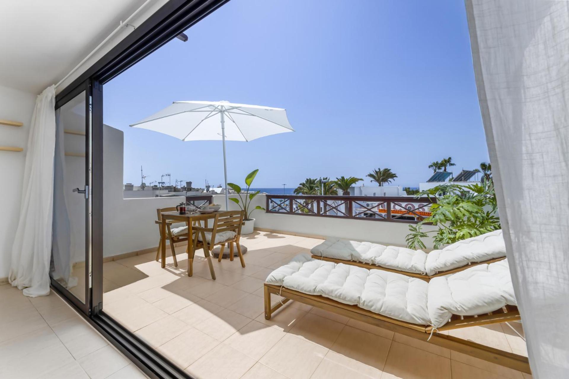 Sea View Apt Puerto Del Carmen Puerto del Carmen  Bagian luar foto